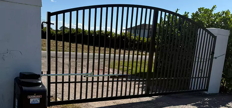 Driveway Fence Repair Westland